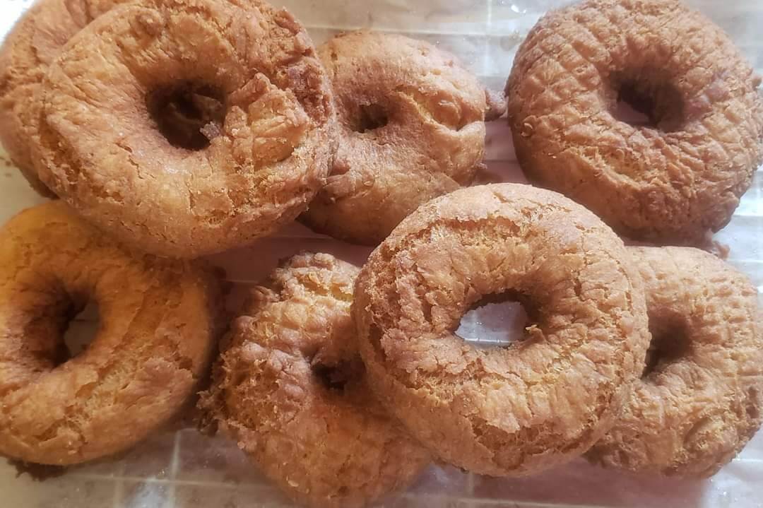 Donuts Donuts 0